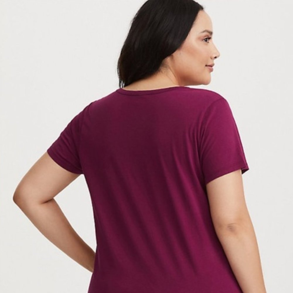 Last One! Torrid 6X  Berry Choker Blouse Tee NWT - Picture 8 of 10